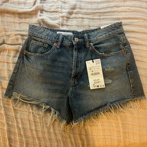 Zara Mid-rise Shorts